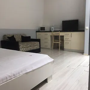 Hotel Season, Kiew