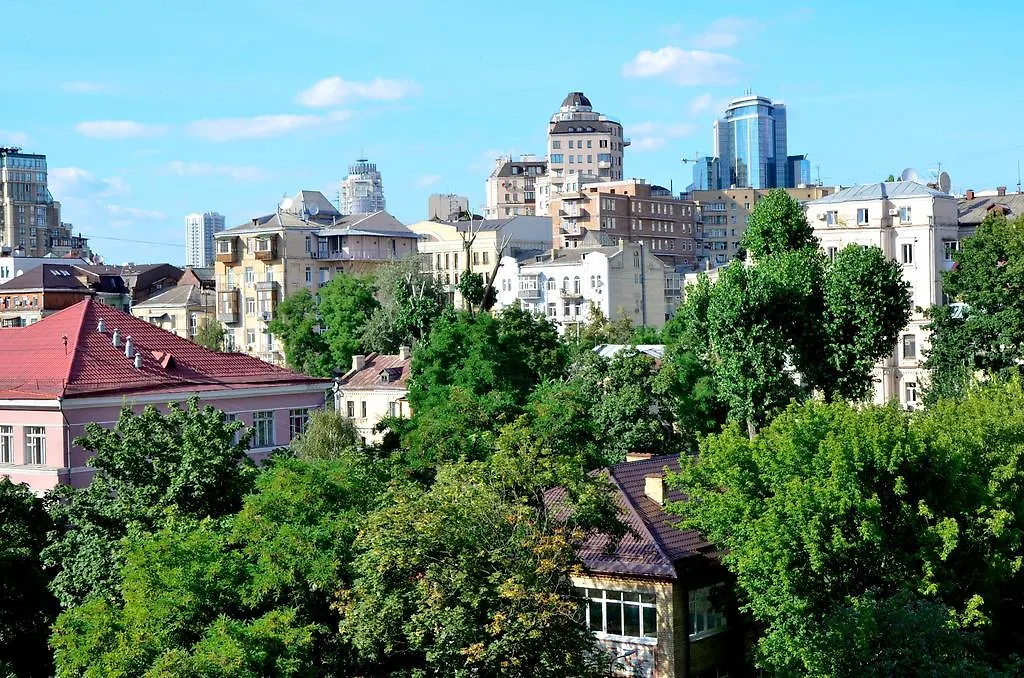 Diplomat Aparthotel Kyiv 3*,
